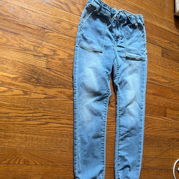 AMERICAN EAGLE - jean joggers, size 4, in perfect condition - Picture 4 of 9